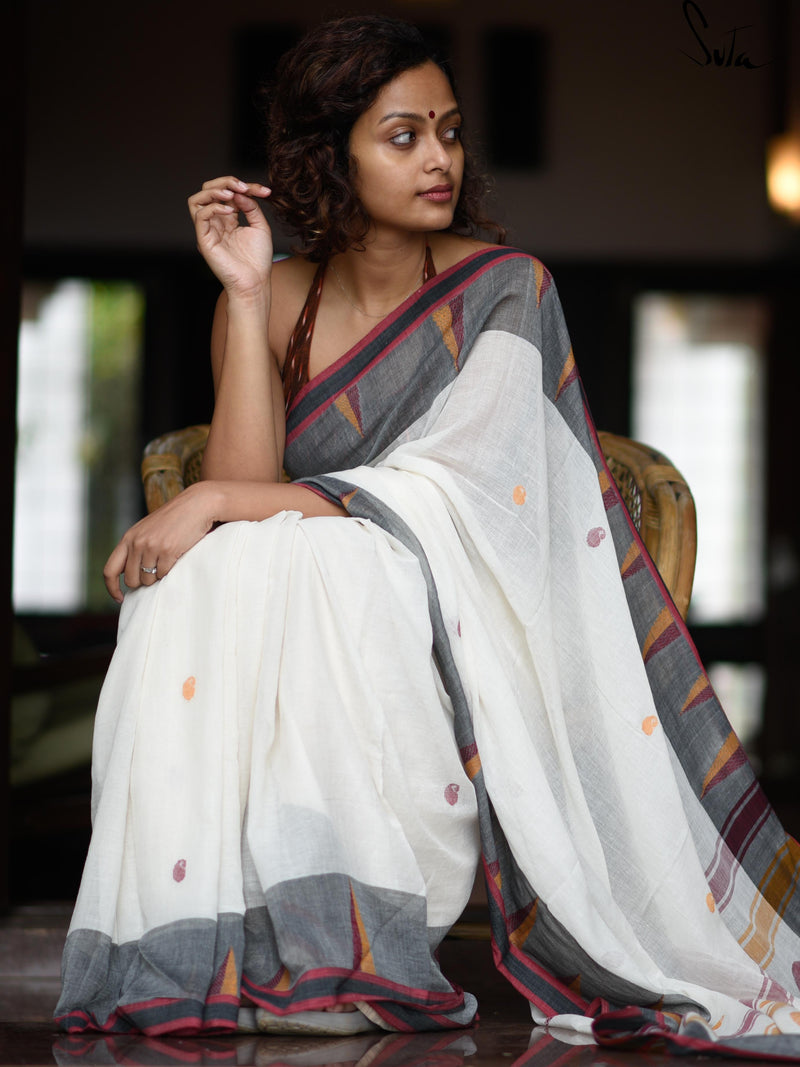 Anuchcharita (An untold story)
