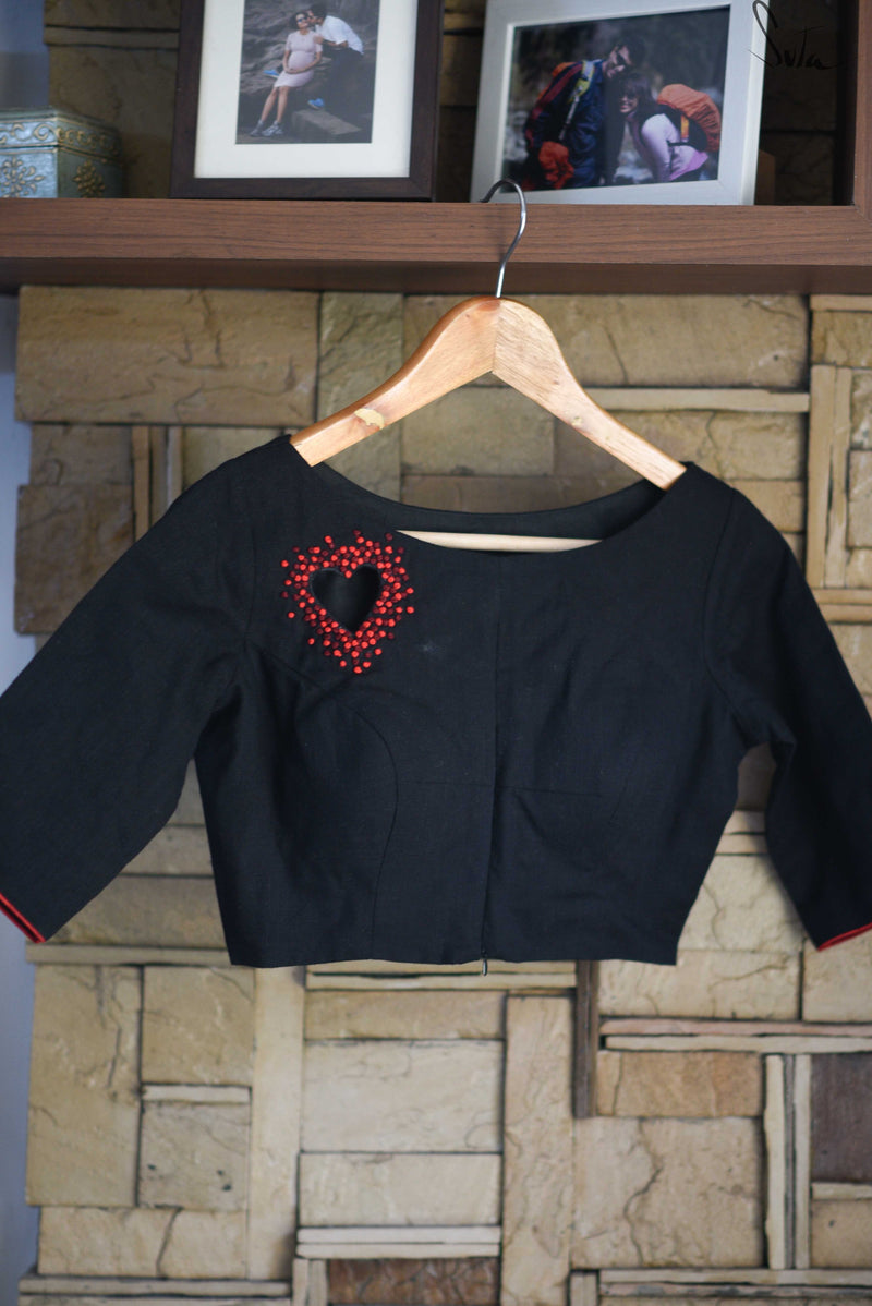 Black or Red heart (Blouse)