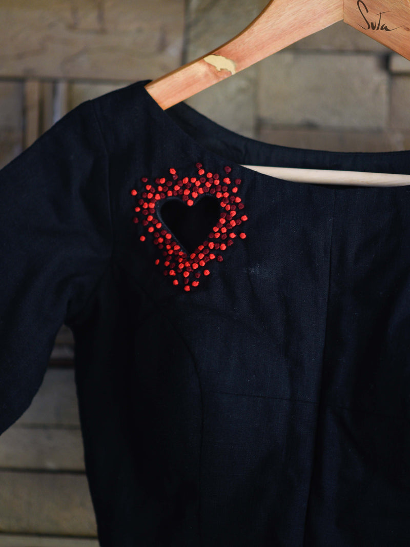 Black or Red heart (Blouse)