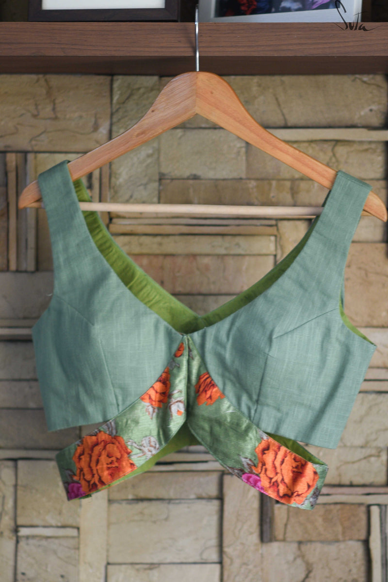 Green flower V and V (Blouse)