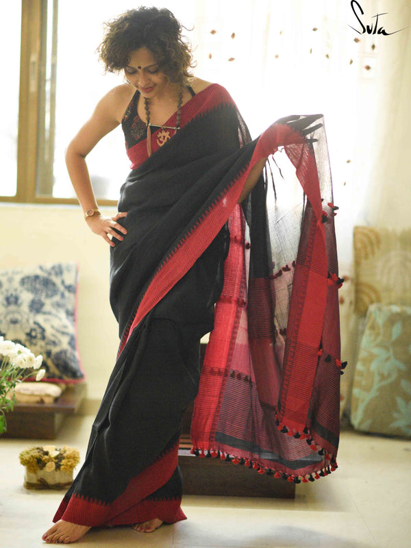 Linen- Red riding hood in the dark night with four trails of bundle of joys