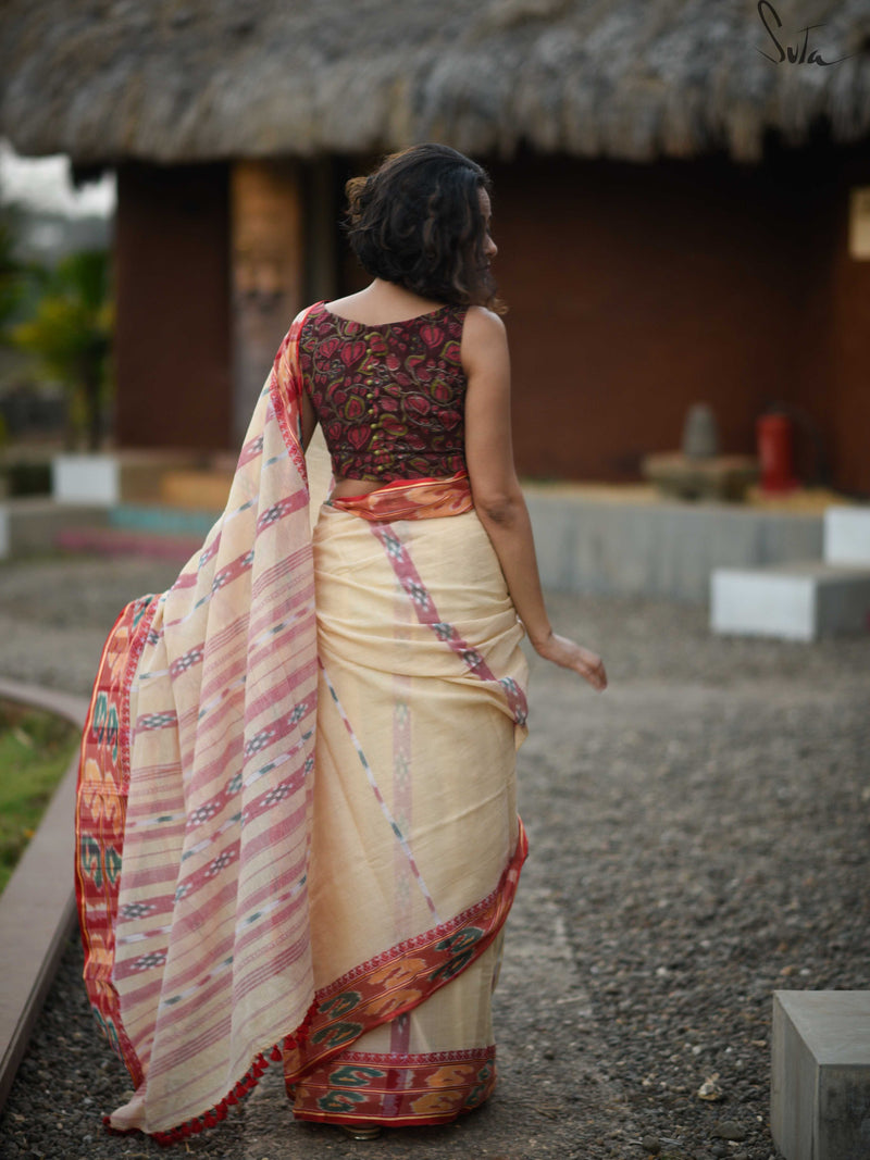 Road and gulmohar