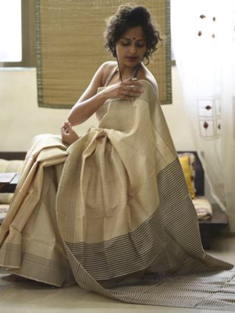 Silk: Beige And Black