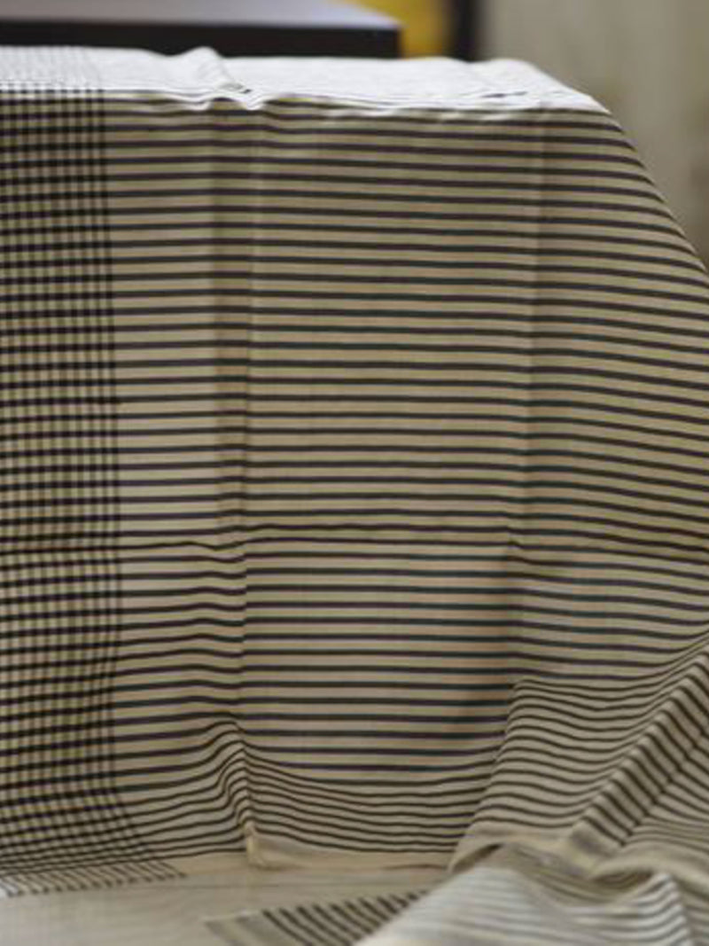 Silk: Beige And Black