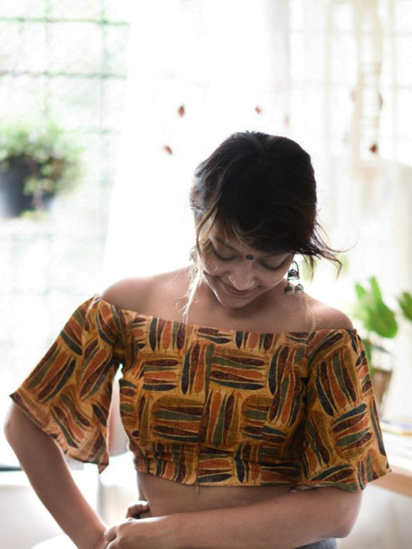 Off shoulder- African feather (Blouse)